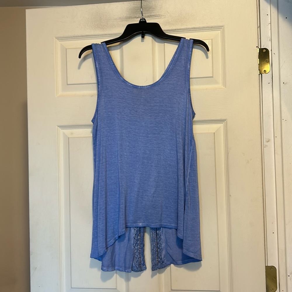 Live and Let Live Blue Sleeveless Lace Back Top Size Petite Small